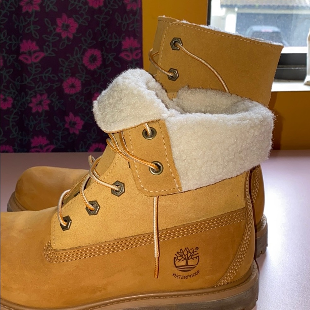 Timberland waterproof sherpa lined boot